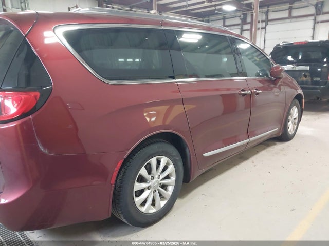 Продаж на аукціоні авто 2019 Chrysler Pacifica Touring L, vin: 2C4RC1BG9KR589508, номер лоту: 44704905