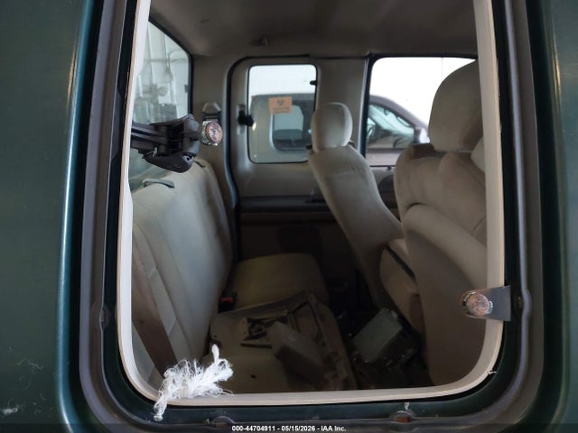 Продажа на аукционе авто 2002 Ford F-250 Lariat/xl/xlt, vin: 1FTNX21SX2EA22266, номер лота: 44704911