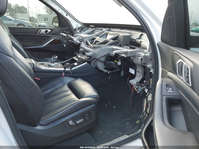 5UXCR6C56KLL64193 BMW X5 Xdrive40i