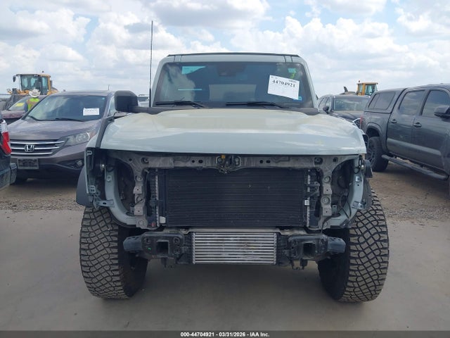 Продаж на аукціоні авто 2024 Ford Bronco Black Diamond, vin: 1FMEE1BH5RLA18680, номер лоту: 44704921