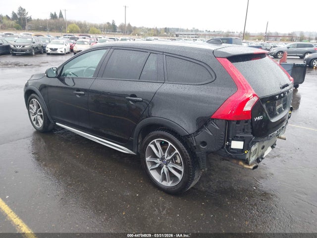 YV440MWK7J2054092 Volvo V60 Cross Country T5