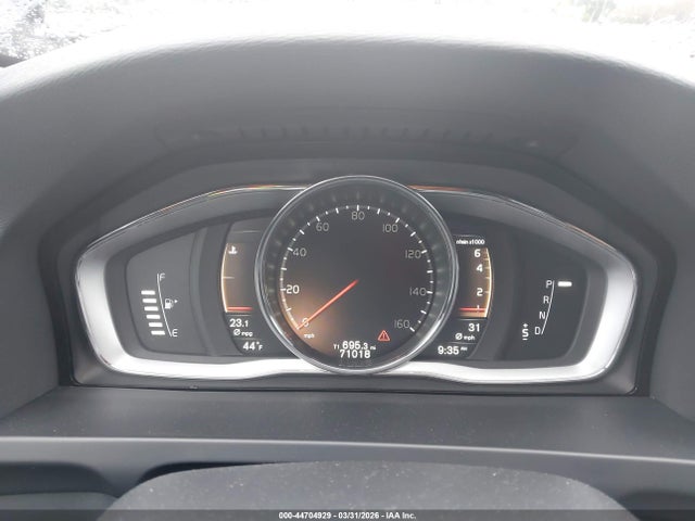 YV440MWK7J2054092 Volvo V60 Cross Country T5