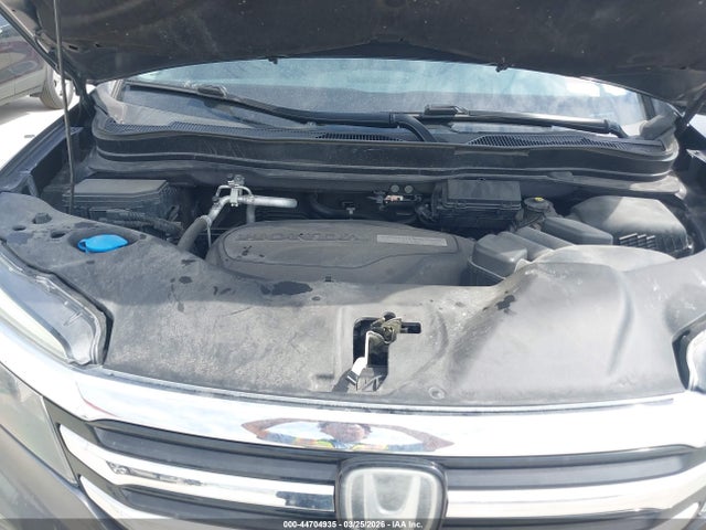 44704935 :رقم المزاد ، 5FNYF6H04GB089866 vin ، 2016 Honda Pilot Elite مزاد بيع
