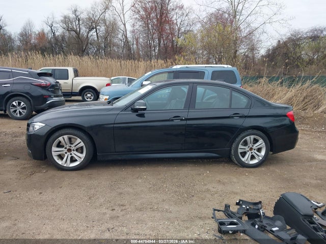 44704944 :رقم المزاد ، WBA3A9G51DNP36905 vin ، 2013 Bmw 335i مزاد بيع