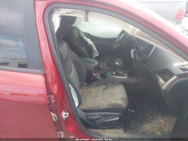 2017 JEEP CHEROKEE 1C4PJLAB2HW640409 Photo 4