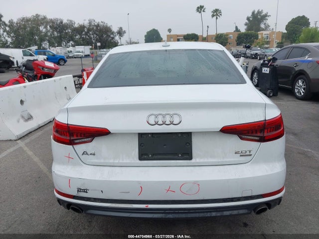 WAUKMAF48HN057037 Audi A4 2.0t Season Of Audi Ultra Premium