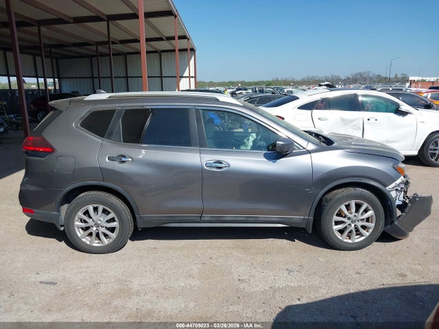 Aukcja sprzedaży 2017 Nissan Rogue Sv, vin: 5N1AT2MV8HC814223, numer aukcji: 44705023