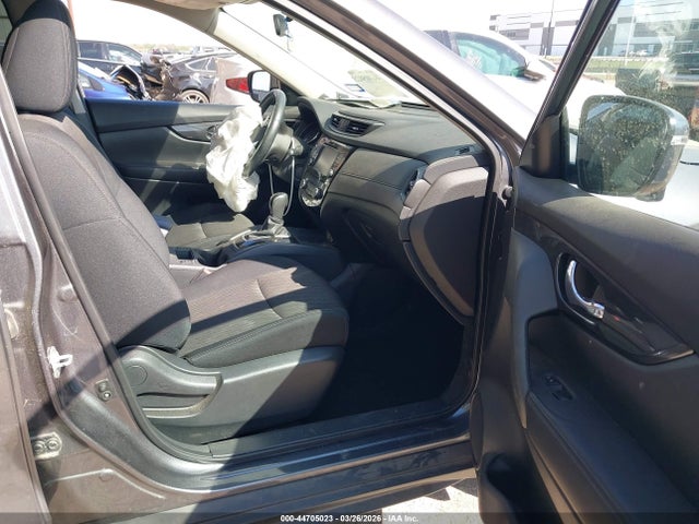 Aukcja sprzedaży 2017 Nissan Rogue Sv, vin: 5N1AT2MV8HC814223, numer aukcji: 44705023