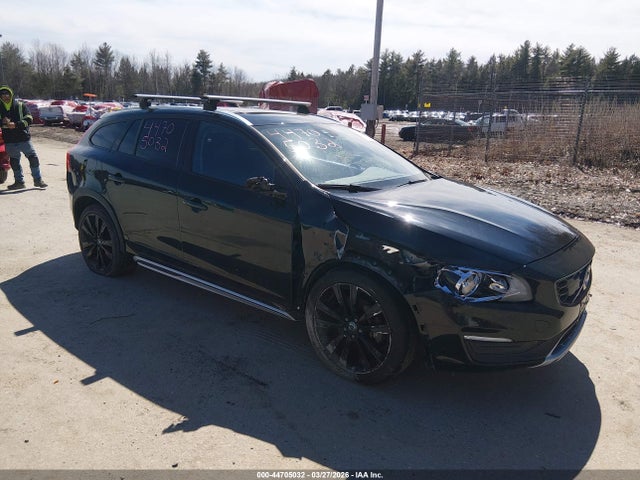 2017 VOLVO V60 CROSS COUNTRY YV440MWK6H1025814