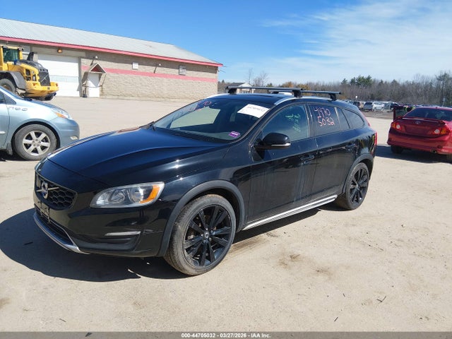 2017 VOLVO V60 CROSS COUNTRY YV440MWK6H1025814 Photo 1