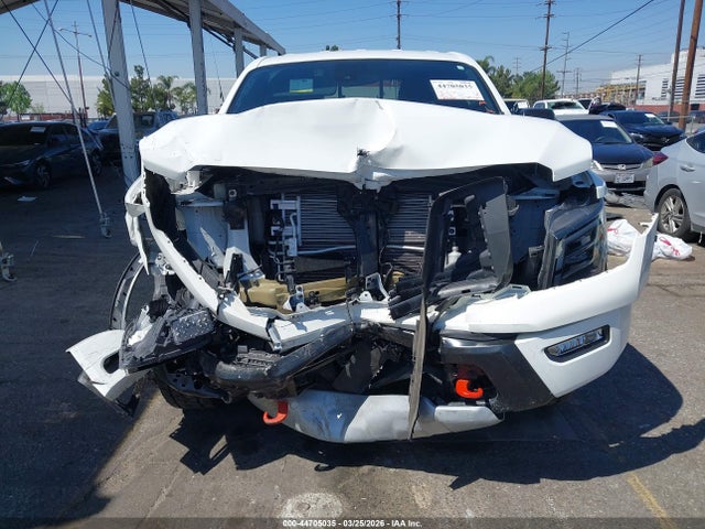Nissan Titan Pro-4x 4x4 2024 1N6AA1ED1RN114671 Image 11