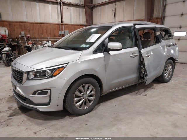 Продаж на аукціоні авто 2020 Kia Sedona Lx, vin: KNDMB5C16L6597573, номер лоту: 44705054