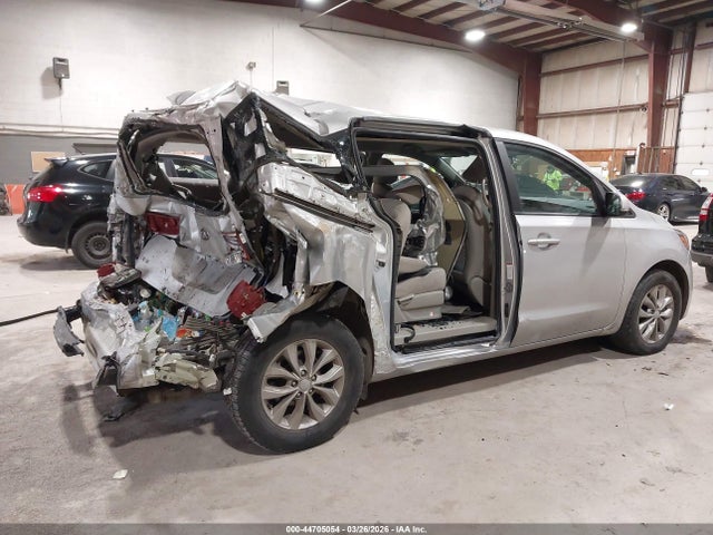 Продаж на аукціоні авто 2020 Kia Sedona Lx, vin: KNDMB5C16L6597573, номер лоту: 44705054