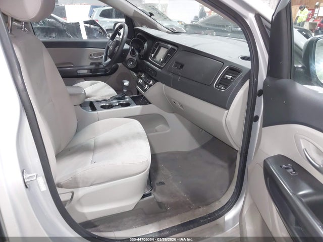 Продаж на аукціоні авто 2020 Kia Sedona Lx, vin: KNDMB5C16L6597573, номер лоту: 44705054