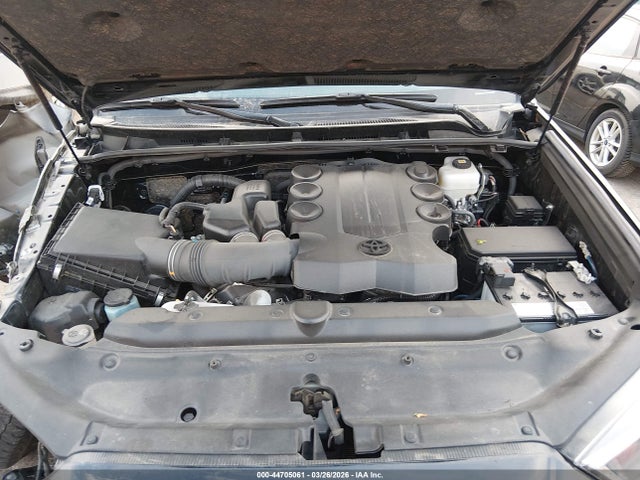 Продажа на аукционе авто 2024 Toyota 4runner Sr5, vin: JTEMU5JR8R6212988, номер лота: 44705061