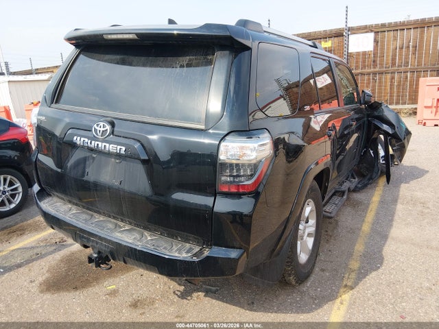 Продажа на аукционе авто 2024 Toyota 4runner Sr5, vin: JTEMU5JR8R6212988, номер лота: 44705061