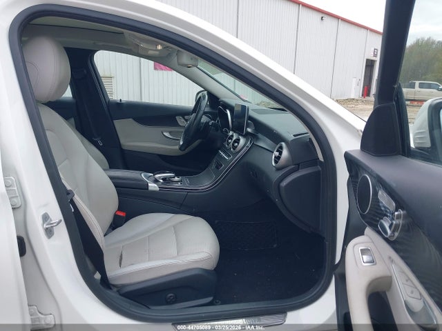 44705089 :رقم المزاد ، 55SWF4KB1GU148506 vin ، 2016 Mercedes-benz C 300 4matic مزاد بيع