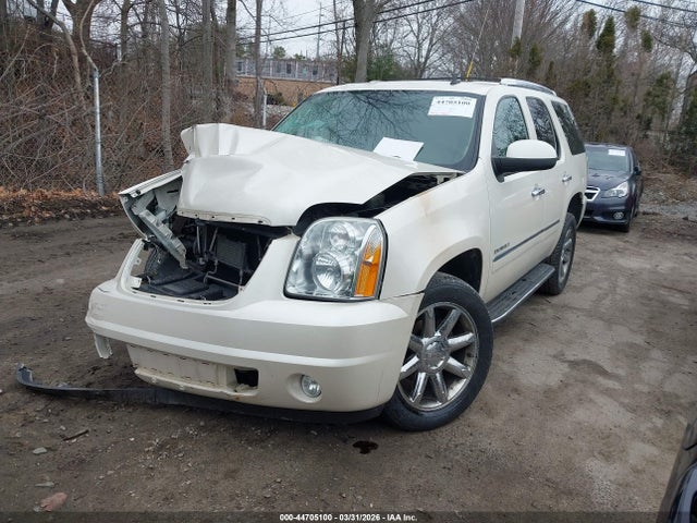 44705100 :رقم المزاد ، 1GKS2EEF5DR247761 vin ، 2013 Gmc Yukon Denali مزاد بيع