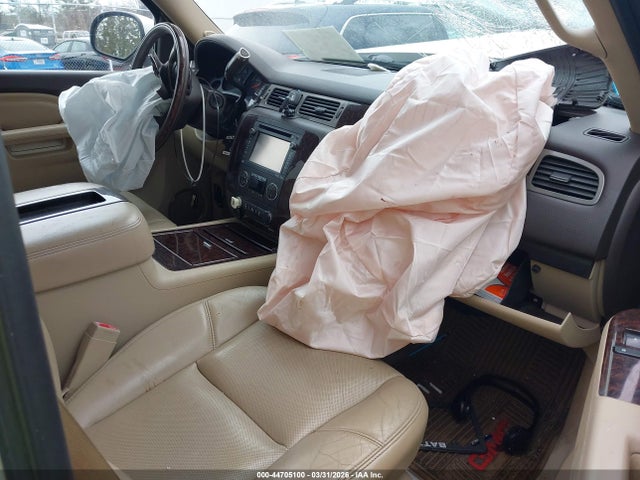 44705100 :رقم المزاد ، 1GKS2EEF5DR247761 vin ، 2013 Gmc Yukon Denali مزاد بيع