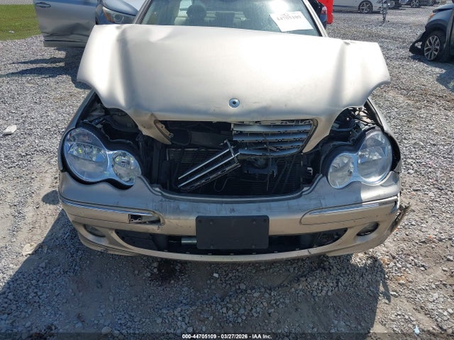 Aukcja sprzedaży 2005 Mercedes-benz C 240 Luxury, vin: WDBRF61J25F625437, numer aukcji: 44705109
