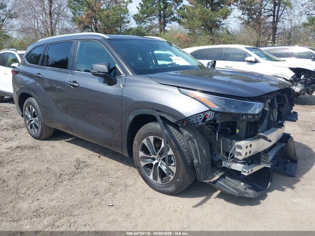 2024 TOYOTA HIGHLANDER 5TDKDRAH8RS538039