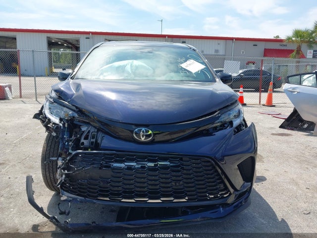 Aukcja sprzedaży 2026 Toyota Sienna Xse, vin: 5TDXRKEC4TS303190, numer aukcji: 44705117