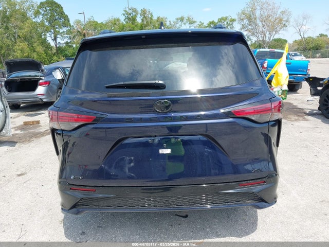 Aukcja sprzedaży 2026 Toyota Sienna Xse, vin: 5TDXRKEC4TS303190, numer aukcji: 44705117