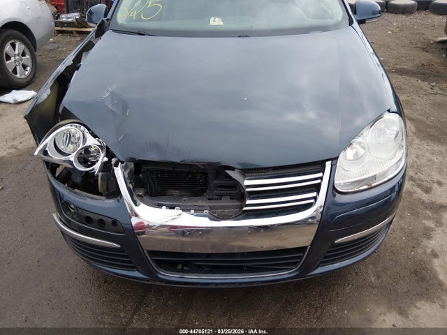 Продаж на аукціоні авто 2010 Volkswagen Jetta Limited Edition, vin: 3VWRX7AJ8AM109322, номер лоту: 44705121