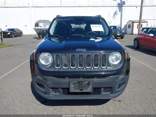 44705123 :رقم المزاد ، ZACCJBAB4HPG02945 vin ، 2017 Jeep Renegade Sport 4x4 مزاد بيع