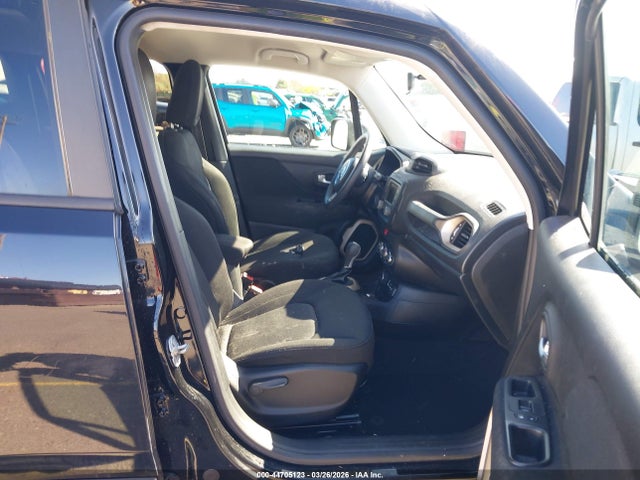 44705123 :رقم المزاد ، ZACCJBAB4HPG02945 vin ، 2017 Jeep Renegade Sport 4x4 مزاد بيع