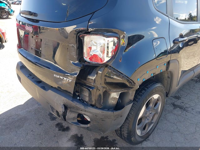 44705123 :رقم المزاد ، ZACCJBAB4HPG02945 vin ، 2017 Jeep Renegade Sport 4x4 مزاد بيع