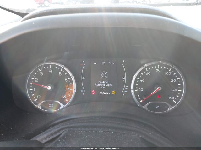 44705123 :رقم المزاد ، ZACCJBAB4HPG02945 vin ، 2017 Jeep Renegade Sport 4x4 مزاد بيع