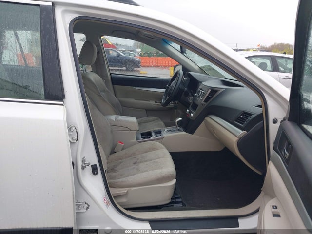 44705136 :رقم المزاد ، 4S4BRBAC6C3248920 vin ، 2012 Subaru Outback 2.5i مزاد بيع