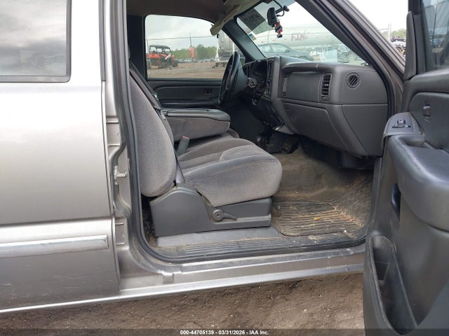 Продаж на аукціоні авто 2006 Gmc Sierra 1500 Sl, vin: 2GTEK13V561271128, номер лоту: 44705139