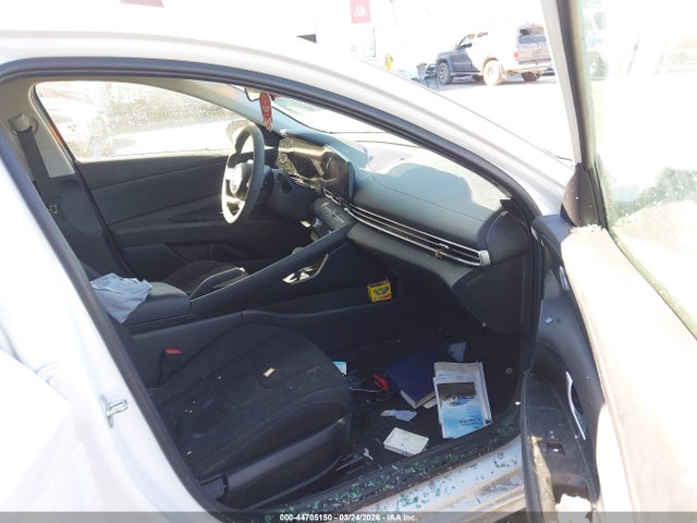 KMHLM4DG4RU696962 Hyundai ELANTRA SEL