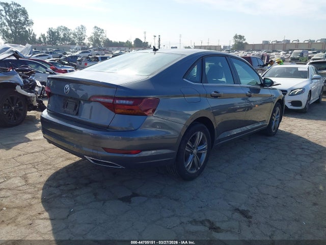 2019 Volkswagen Jetta 1.4t R-line/1.4t S/1.4t Se მანქანა იყიდება აუქციონზე, vin: 3VWCB7BU0KM228383, აუქციონის ნომერი: 44705151