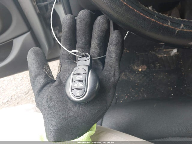 2017 MINI HARDTOP WMWXU1C37H2E19364 Photo 10