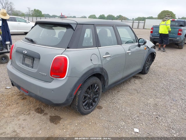 2017 MINI HARDTOP WMWXU1C37H2E19364 Photo 3