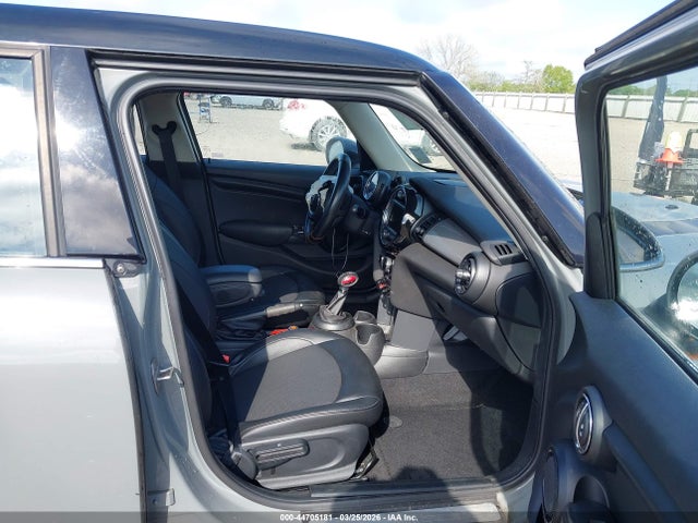 2017 MINI HARDTOP WMWXU1C37H2E19364 Photo 4