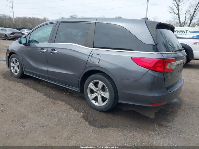 2018 HONDA ODYSSEY 5FNRL6H56JB068260 Photo 2