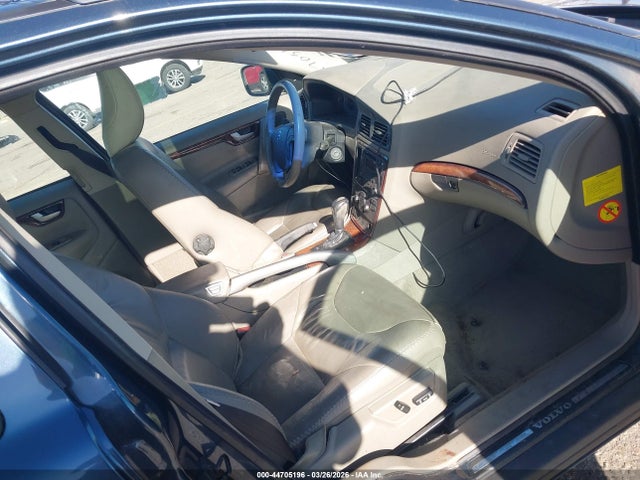 2005 VOLVO XC70 YV1SZ592951190117 Photo 4