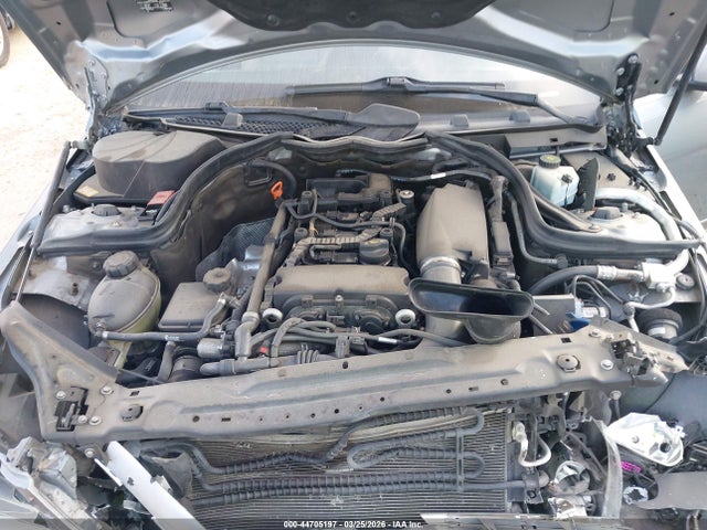 Продаж на аукціоні авто 2013 Mercedes-benz C 250, vin: WDDGF4HB9DR300024, номер лоту: 44705197