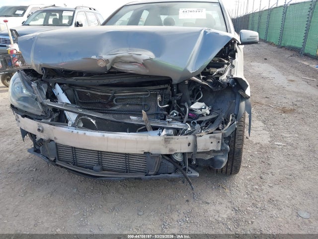 Продаж на аукціоні авто 2013 Mercedes-benz C 250, vin: WDDGF4HB9DR300024, номер лоту: 44705197