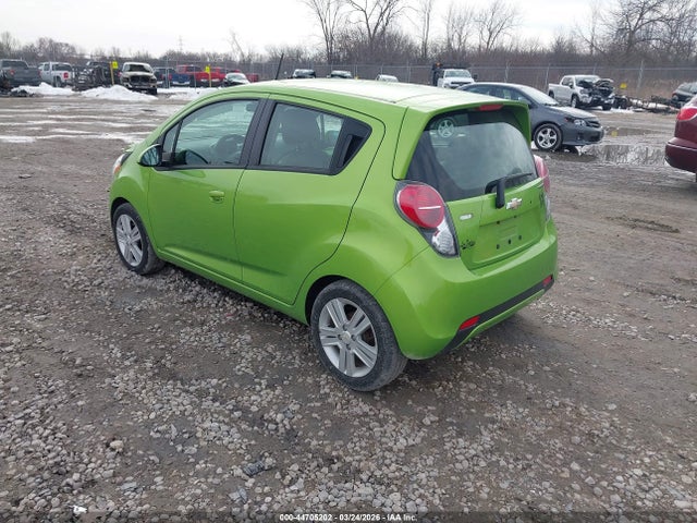 Chevrolet Spark 1lt Cvt 2015 KL8CD6S93FC733143 Image 3