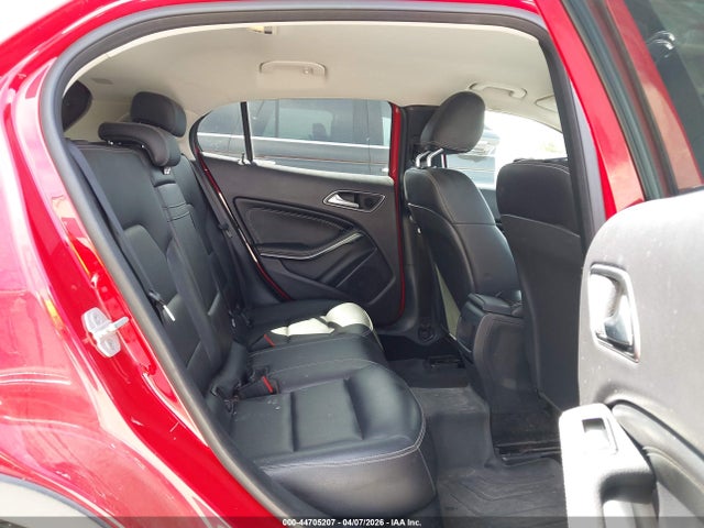 Mercedes-Benz GLA 250 2015 WDCTG4EB7FJ127528 Image 8