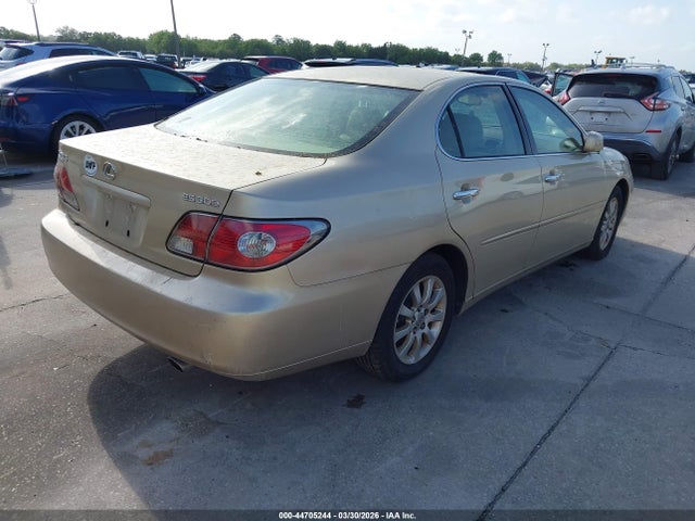 2003 LEXUS ES 300 JTHBF30G030098357 Photo 3