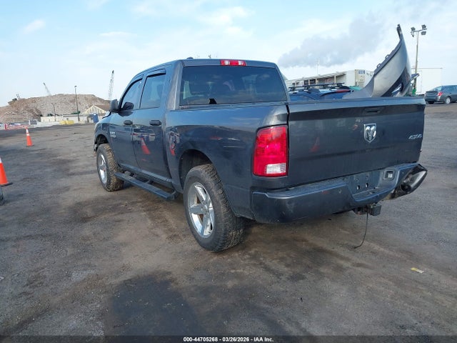 2017 Ram 1500 Express  4x4 5'7 Box მანქანა იყიდება აუქციონზე, vin: 1C6RR7KG2HS789405, აუქციონის ნომერი: 44705268