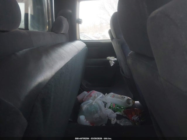 Aukcja sprzedaży 2000 Chevrolet Silverado 1500 Ls, vin: 2GCEK19T6Y1152447, numer aukcji: 44705284