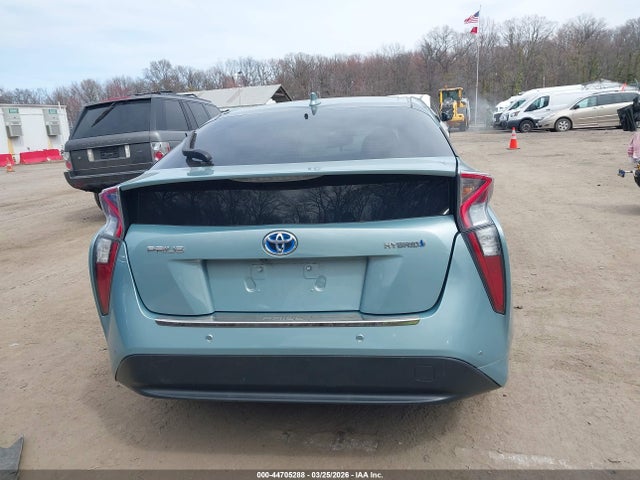 2017 Toyota Prius Two მანქანა იყიდება აუქციონზე, vin: JTDKBRFU0H3567532, აუქციონის ნომერი: 44705288