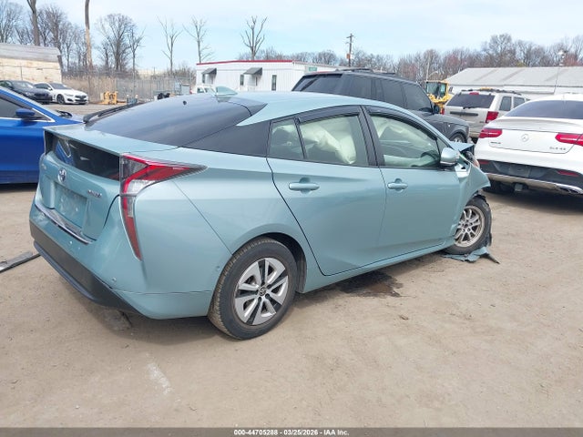 2017 Toyota Prius Two მანქანა იყიდება აუქციონზე, vin: JTDKBRFU0H3567532, აუქციონის ნომერი: 44705288